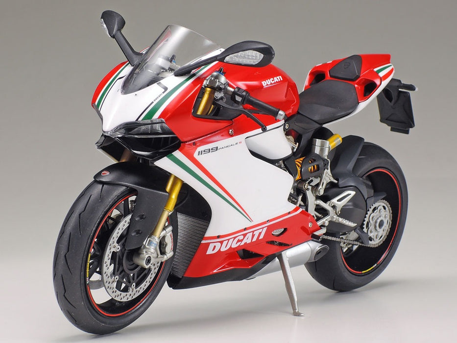 1/12 Ducati 1199 Panigale S Tricolore (Tamiya Motorcycle Series 132)