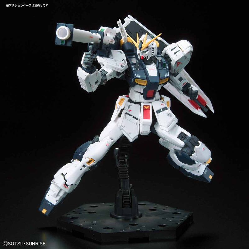 Real Grade (RG) 1/144 RX-93 Nu Gundam