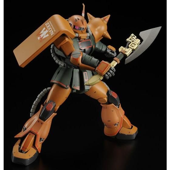 Premium Bandai Master Grade (MG) 1/100 MS-06FS Zaku II (Garma Zabi Use)