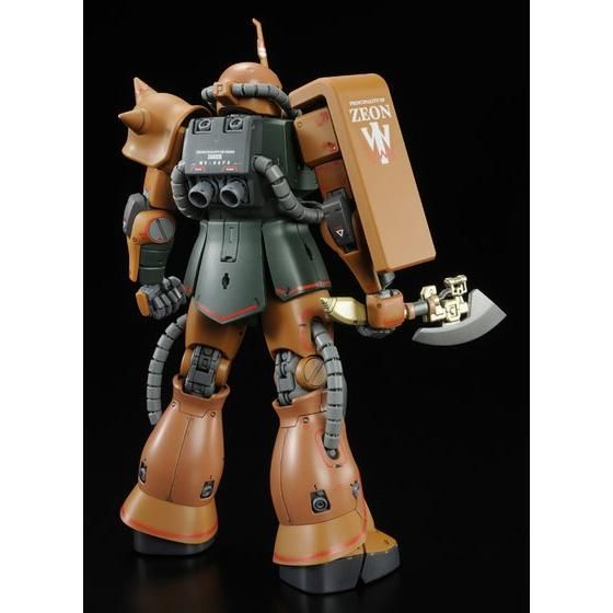 Premium Bandai Master Grade (MG) 1/100 MS-06FS Zaku II (Garma Zabi Use)