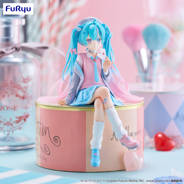 FuRyu Noodle Stopper Figure - Hatsune Miku - Love Blazer