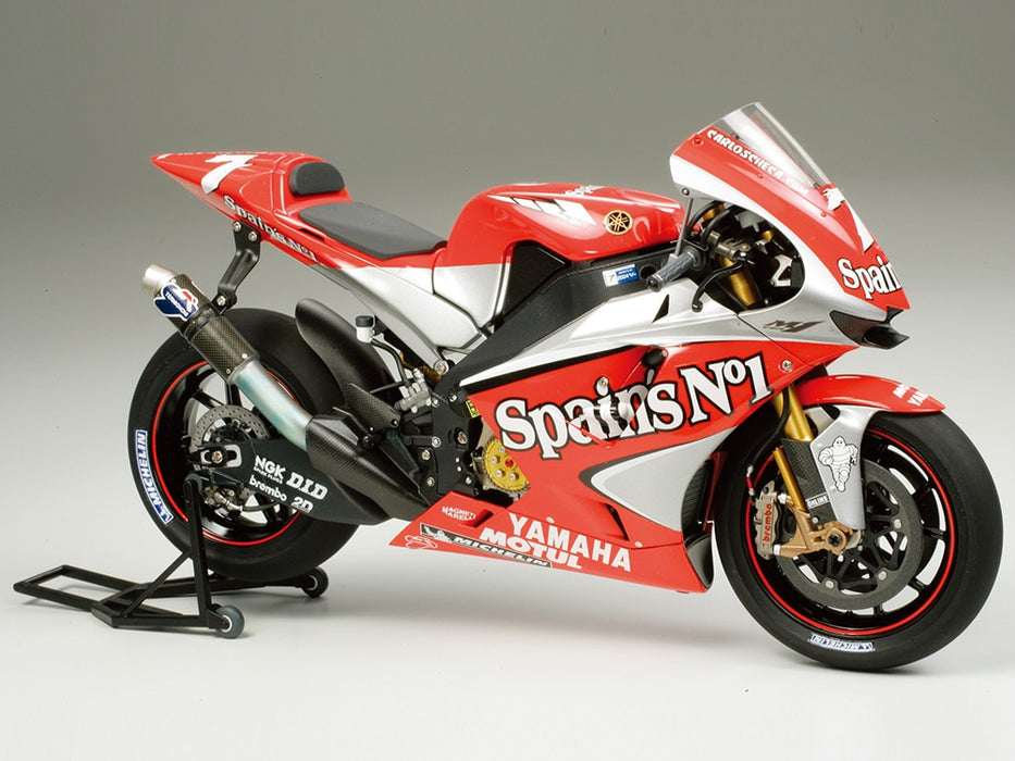 1/12 Yamaha YZR-M1 '04 No.7/No.33 (Tamiya Motorcycle Series 100)