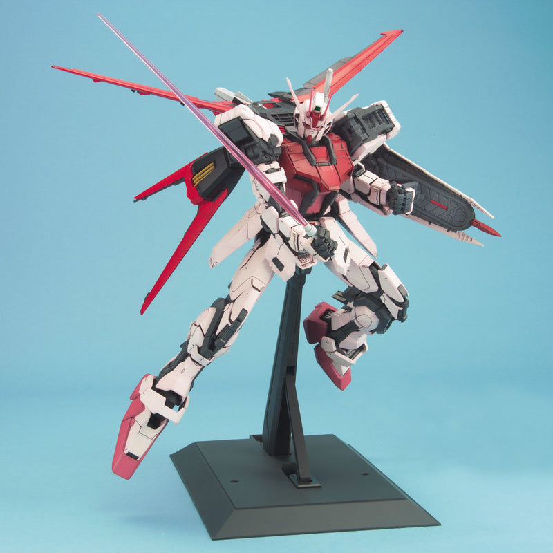 Perfect Grade (PG) 1/60 MBF-02 Strike Rouge + Sky Grasper
