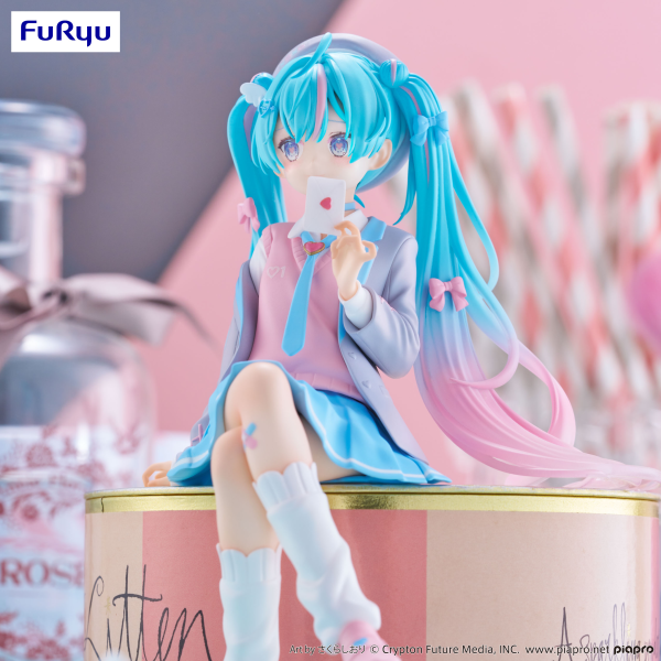 FuRyu Noodle Stopper Figure - Hatsune Miku - Love Blazer