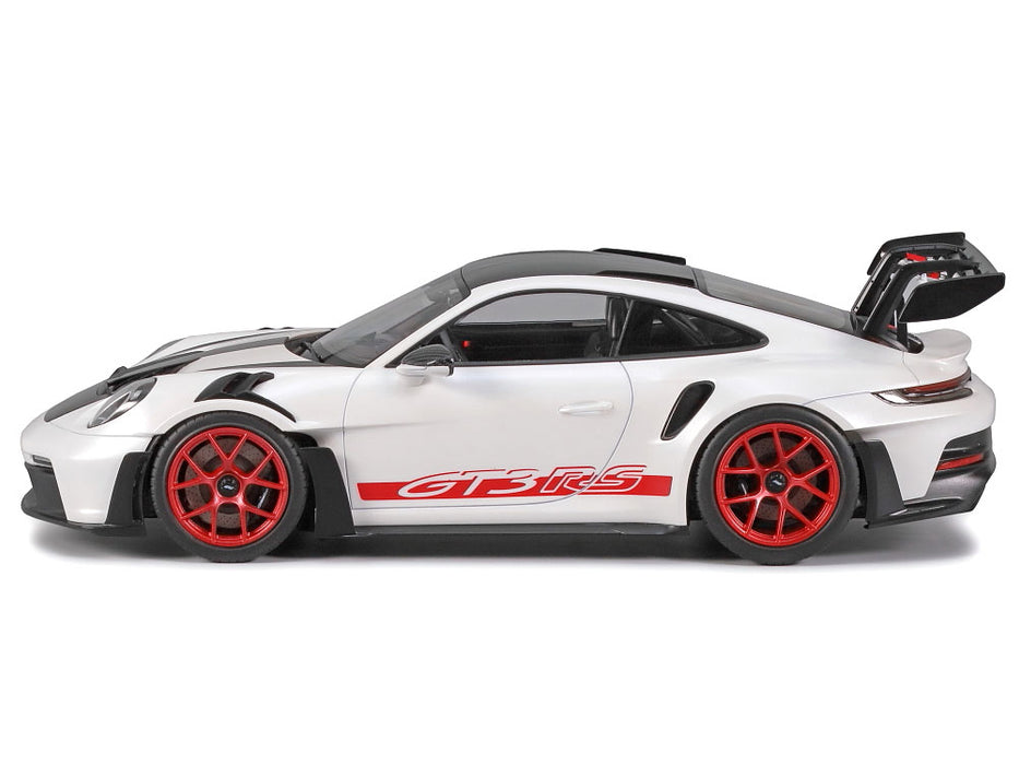 1/24 Porsche 911 GT3 RS (992) (Tamiya Sports Car Series 370)