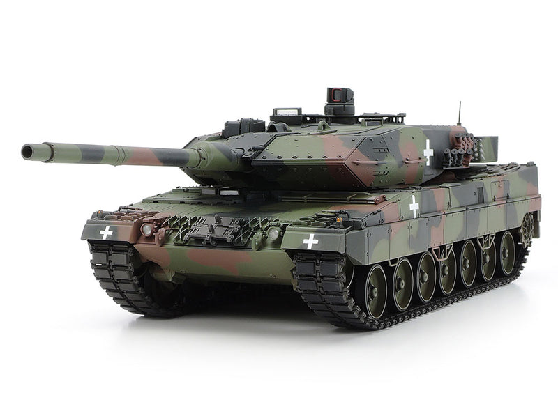 1/35 Leopard 2 A6 Tank "Ukraine" (Tamiya 1/35 Military Miniature Series Limited Edition)