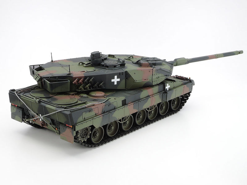 1/35 Leopard 2 A6 Tank "Ukraine" (Tamiya 1/35 Military Miniature Series Limited Edition)