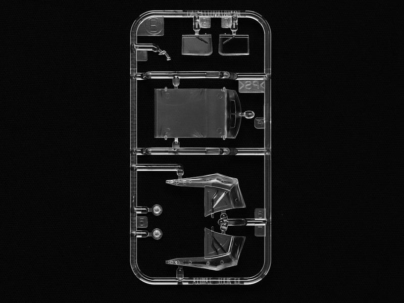 1/48 Mitsubishi Ki-46III Type 100 & 4x4 Light Vehicle Kurogame Set