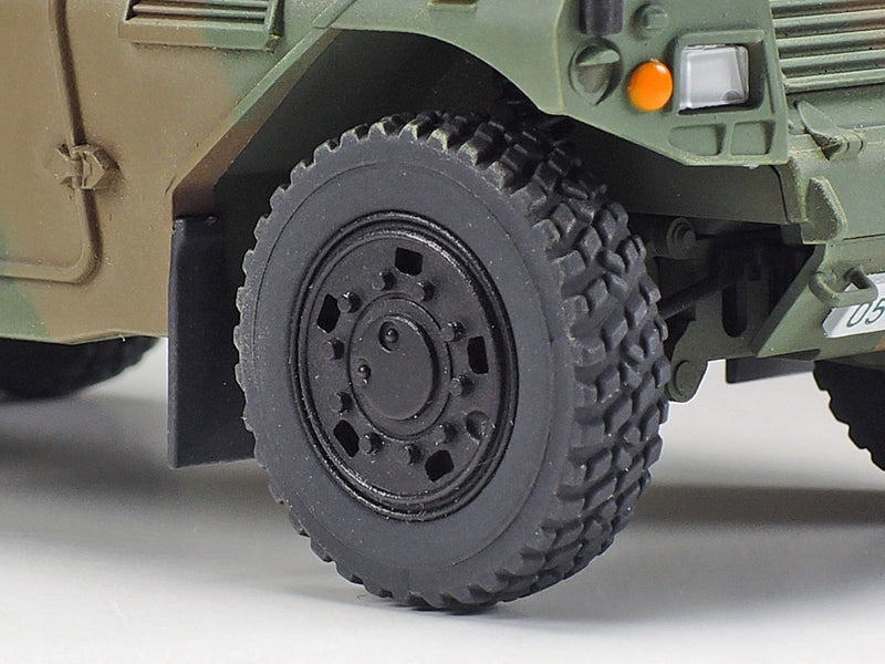 1/48 JGSDF Light Armored Vehicle (Tamiya 1/48 Military Miniature Series 90)