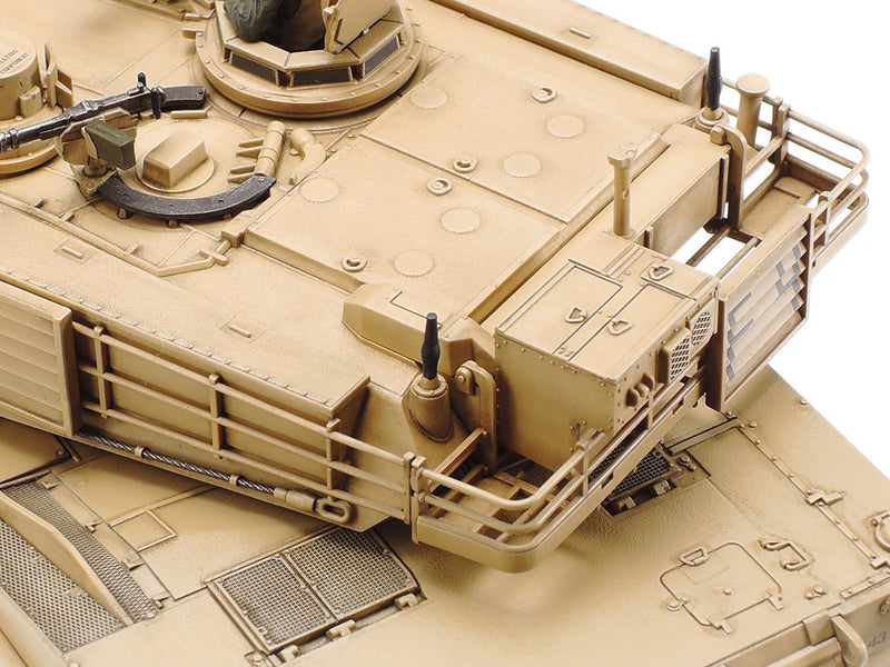 1/48 U.S. Main Battle Tank M1A2 Abrams (Tamiya 1/48 Military Miniature Series 92)