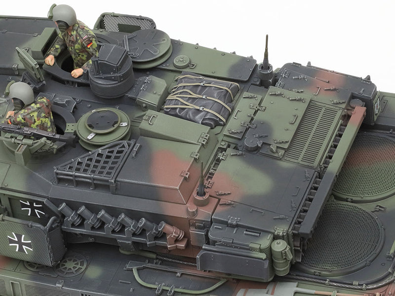 1/35 German Main Battle Tank Leopard 2 A7V (Tamiya 1/35 Military Miniature Series 387)