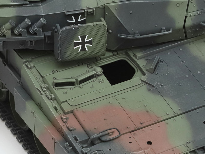 1/35 German Main Battle Tank Leopard 2 A7V (Tamiya 1/35 Military Miniature Series 387)