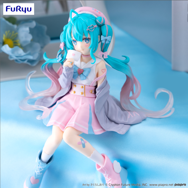 FuRyu Noodle Stopper Figure - Hatsune Miku - Love Sailor Gray Color Ver.