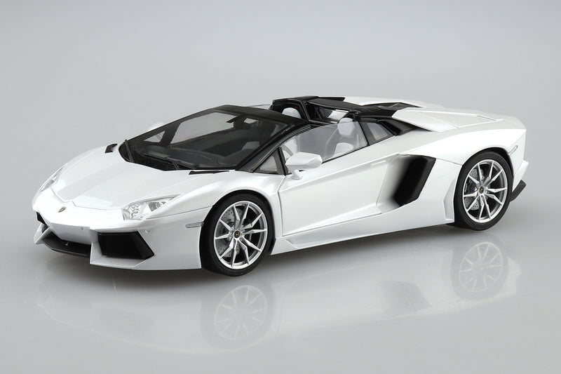 1/24 Lamborghini Aventador LP700-4 Roadster '12 (Aoshima The Super Car Series 08)