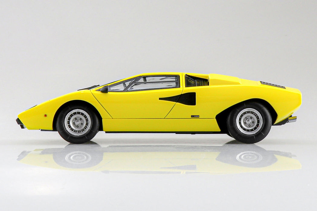 1/32 Lamborghini Countach LP400 (Yellow) (Aoshima The Snap Kit Series No.20B)