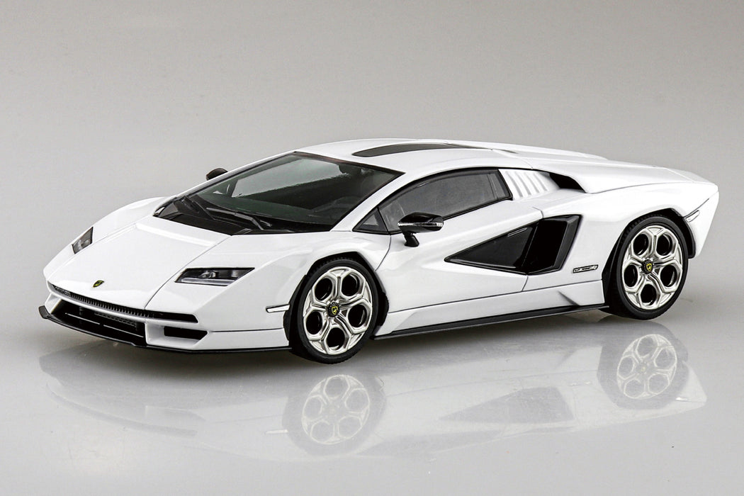 1/32 Lamborghini Countach LPI 800-4 (White) (Aoshima The Snap Kit Series No.19A)