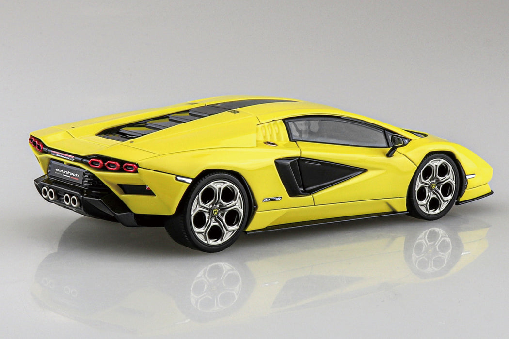 1/32 Lamborghini Countach LPI 800-4 (Yellow) (Aoshima The Snap Kit Series No.19C)