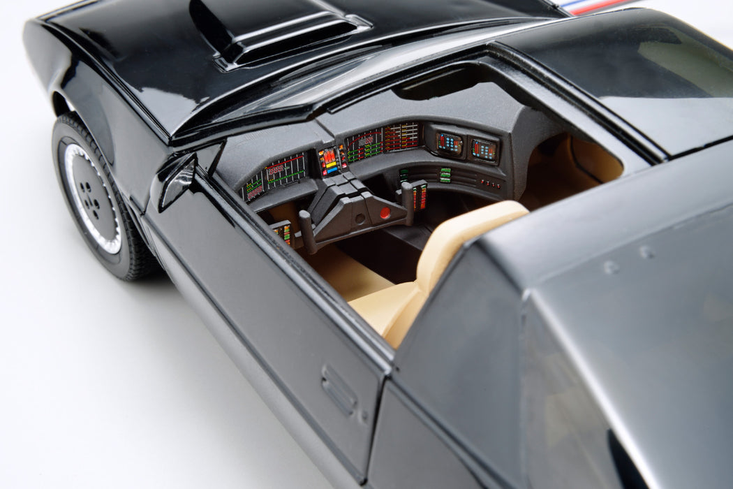 Aoshima Knight Rider 1/24 Knight 2000 K.I.T.T. Season I w/ Scanner ...