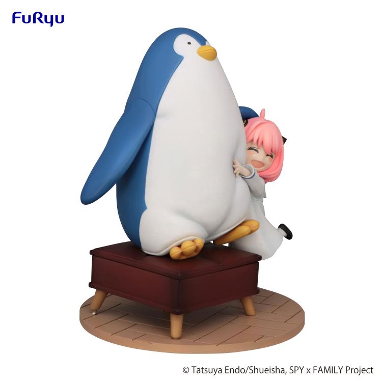 FuRyu Exceed Creative Figure - Spy x Family - Anya Forger with Penguin