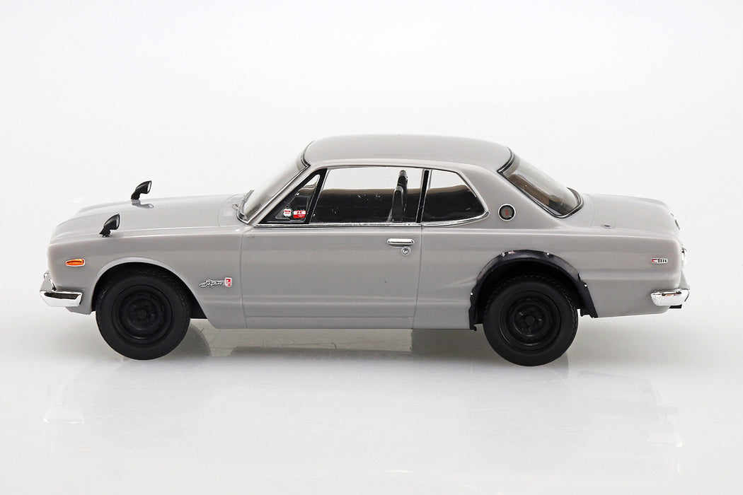 1/32 Nissan Skyline 2000 GT-R (Silver) (Aoshima The Snap Kit Series No.09A)