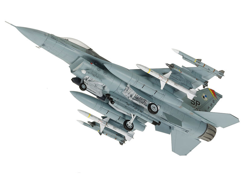 1/72 Lockheed Martin F-16CJ [Block 50] Fighting Falcon with Full Equipment (Tamiya War Bird Collection No.88)