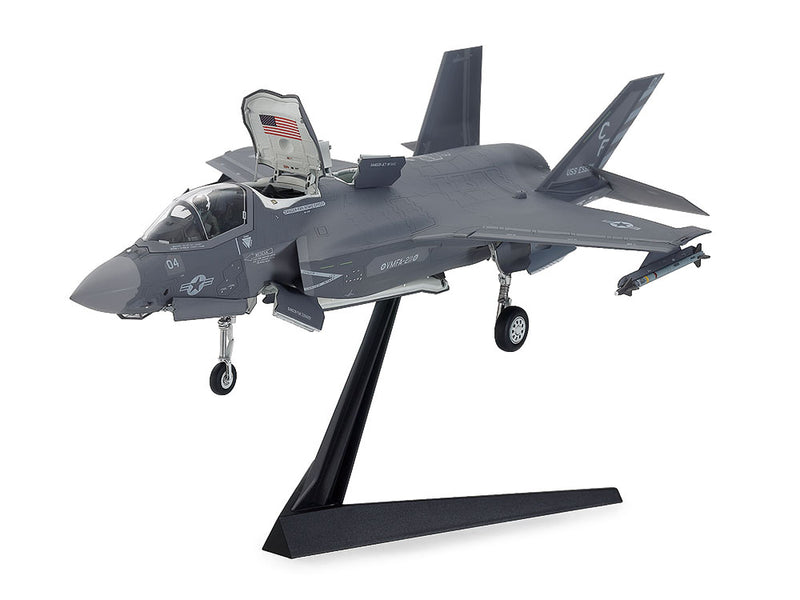 1/72 Lockheed Martin F-35B Lightning II (Tamiya War Bird Collection No.93)