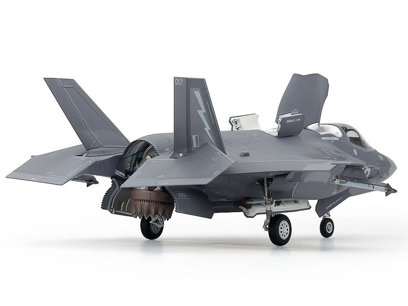 1/72 Lockheed Martin F-35B Lightning II (Tamiya War Bird Collection No.93)