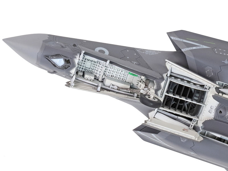 1/72 Lockheed Martin F-35B Lightning II (Tamiya War Bird Collection No.93)