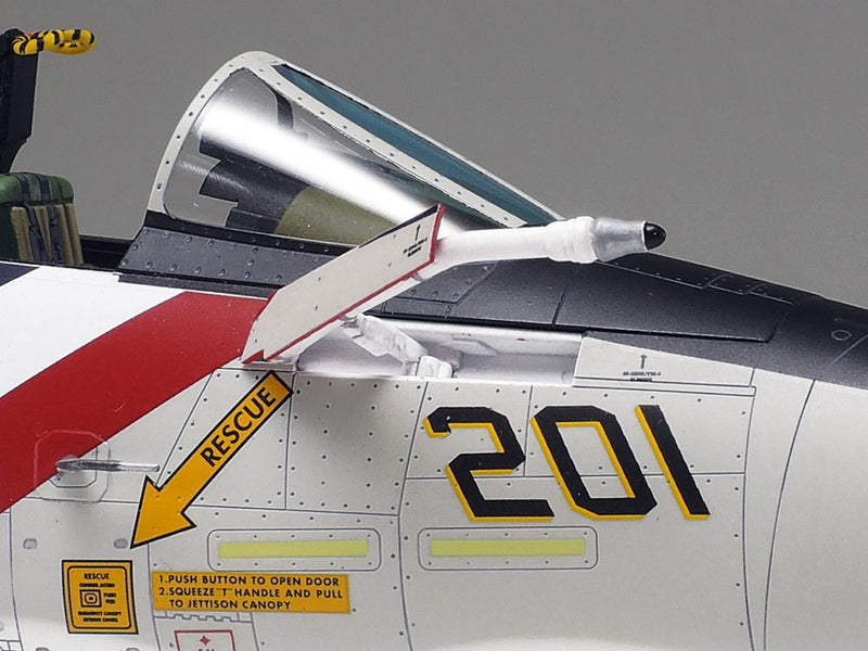 1/48 Grumman F-14A Tomcat (Tamiya 1/48 Aircraft Series No.114)