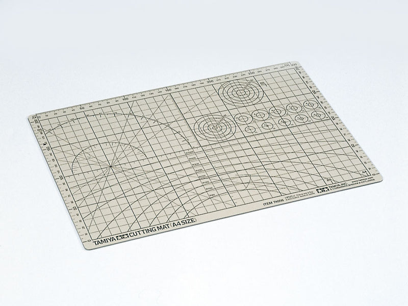 Tamiya Cutting Mat A4 Size - Beige (74056)