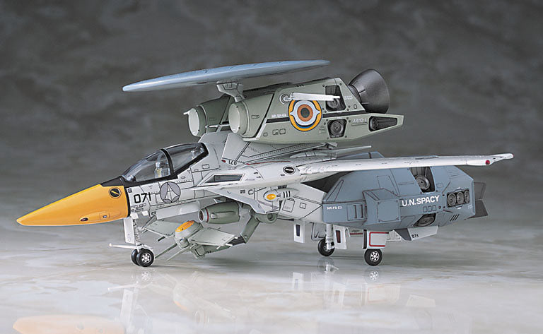 Macross 1/72 VE-1 Elintseeker Valkyrie