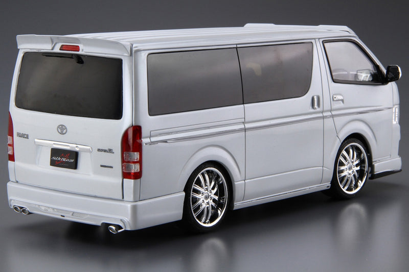 1/24 Toyota Silk Blaze TRH200V Hiace VerIII '10 (Aoshima The Tuned Car Series No.28)