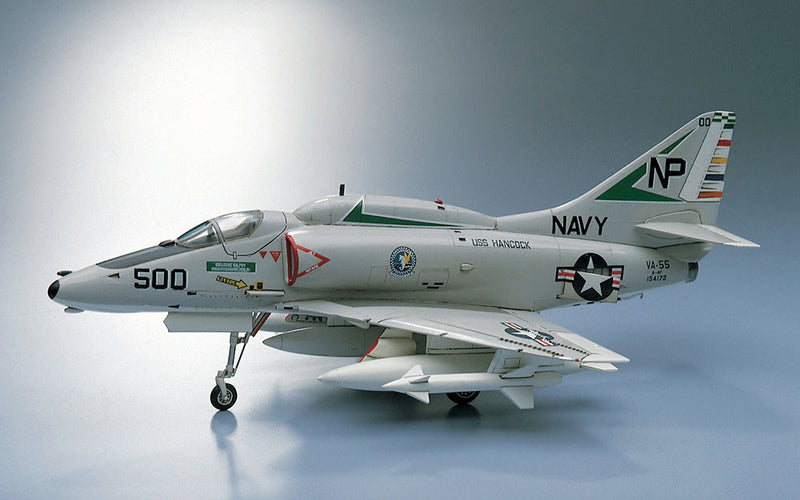 1/72 A-4E/F Skyhawk (Hasegawa 1:72 Aircraft Series B09)