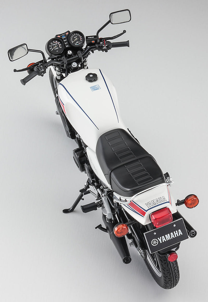 1/12 Yamaha RZ250 (4L3) [1980]