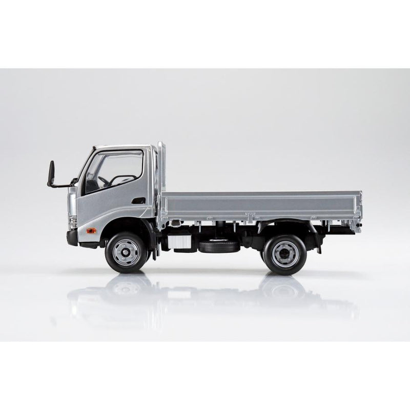 1/32 Hino Dutro Truck (Silver) (Aoshima The Snap Kit Series No.23-SR)