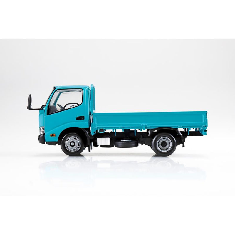 1/32 Hino Dutro Truck (Turquoise) (Aoshima The Snap Kit Series No.23-TE)