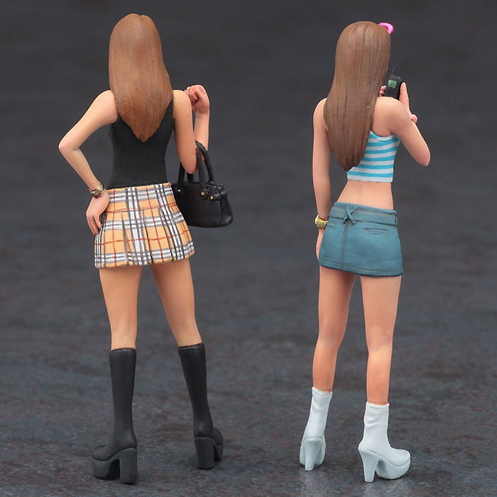 1/24 Master Craftsmanship Takumi 90's Platform Boots Girls Figures (Hasegawa Figure Collection FC02)