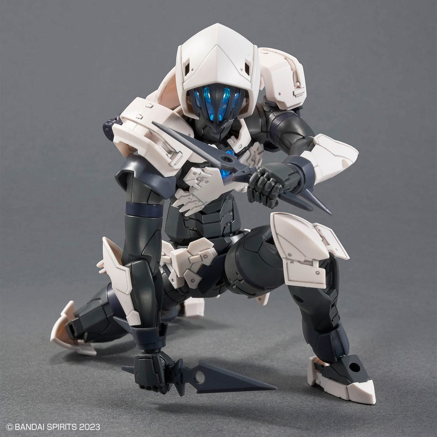 Bandai 30MF (30 Minutes Fantasy) Rosan Assassin - Argama Hobby