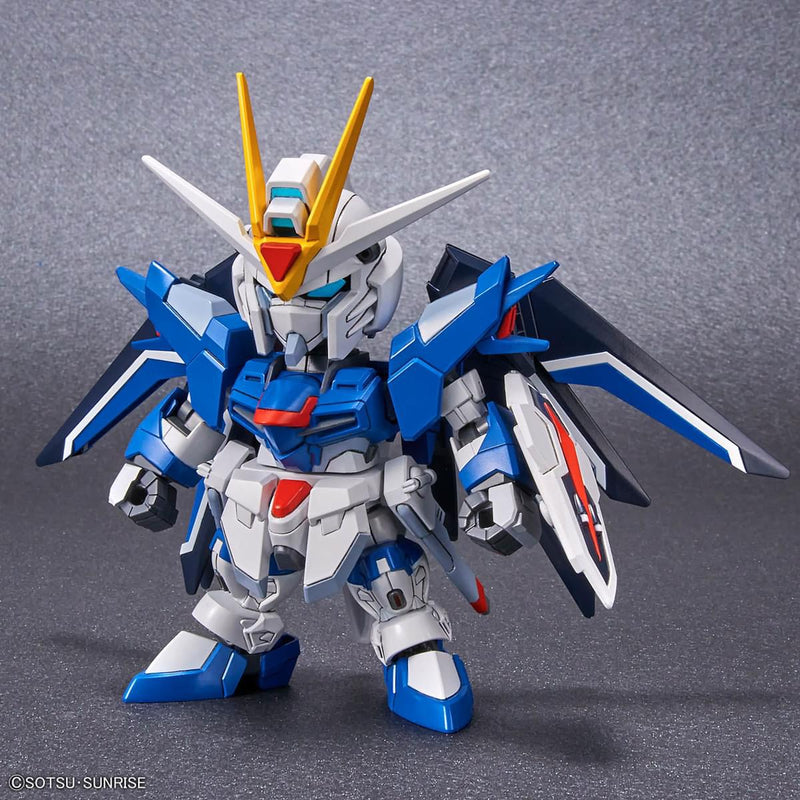 SDEX STTS-909 Rising Freedom (Bandai SD Gundam Gundam Ex-Standard)