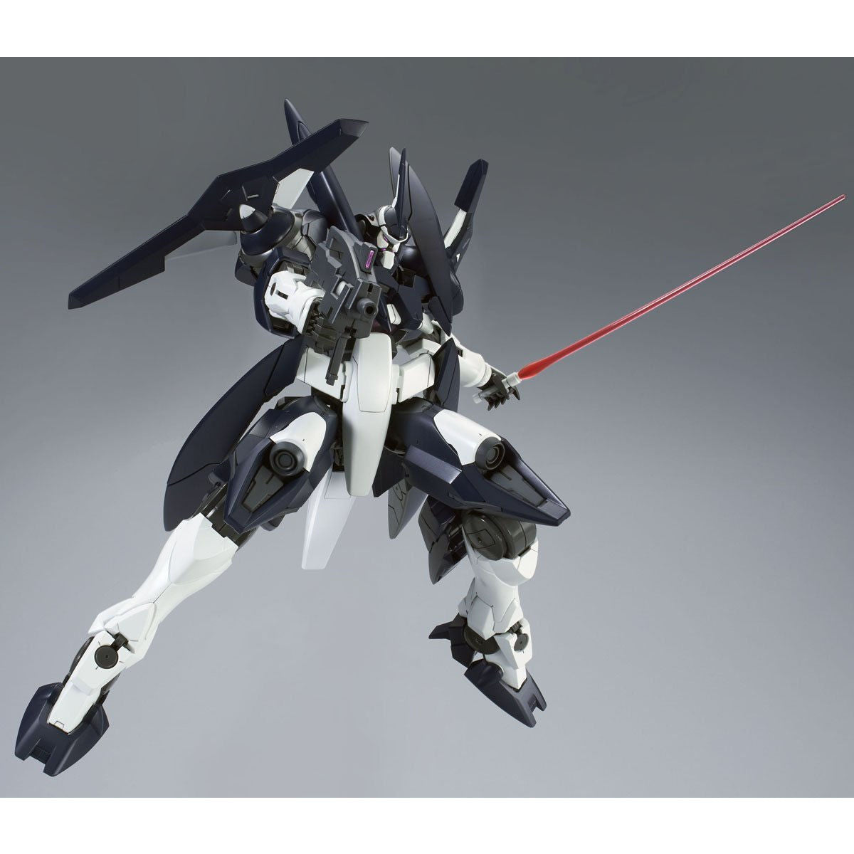 Premium Bandai Master Grade (MG) 1/100 GNX-604T Advanced GN-X
