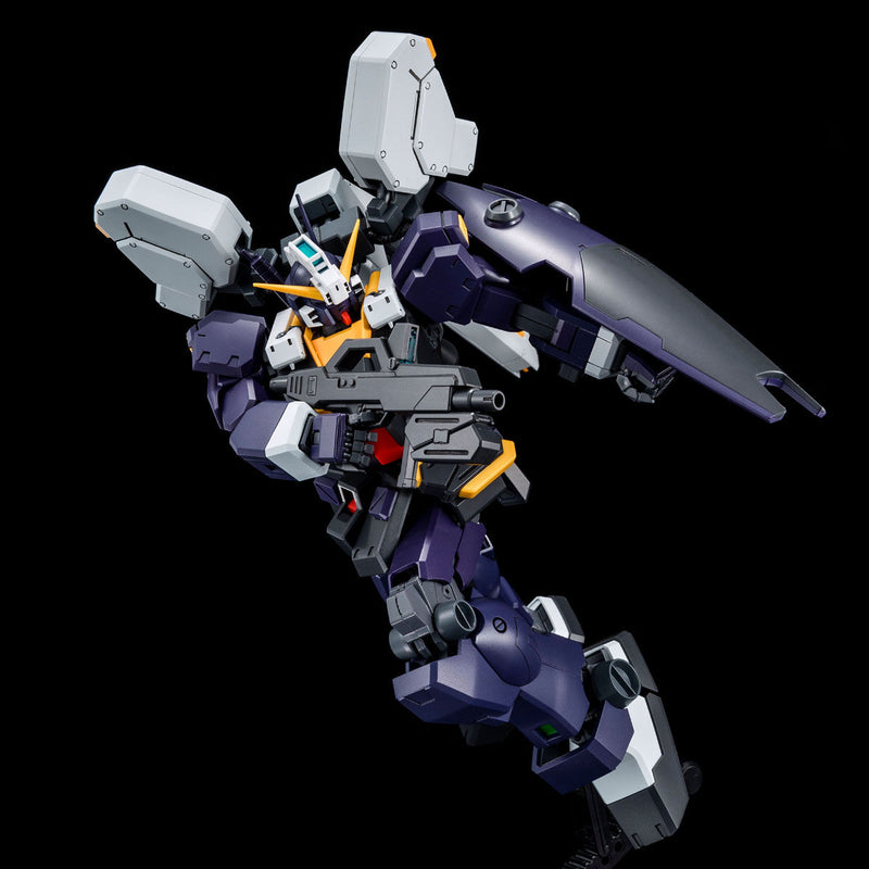 Premium Bandai Master Grade (MG) 1/100 RX-121-2 Gundam TR-1 [Hazel II] / RGM-79Q Hazel Reserve Unit/ GM Quel