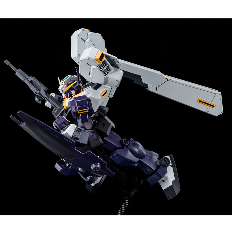 Premium Bandai Master Grade (MG) 1/100 RX-121-2 Gundam TR-1 [Hazel II] / RGM-79Q Hazel Reserve Unit/ GM Quel