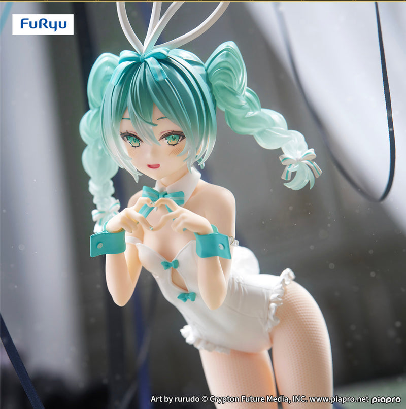 FuRyu BiCute Bunnies Figure - Hatsune Miku - rurudo White Color ver.