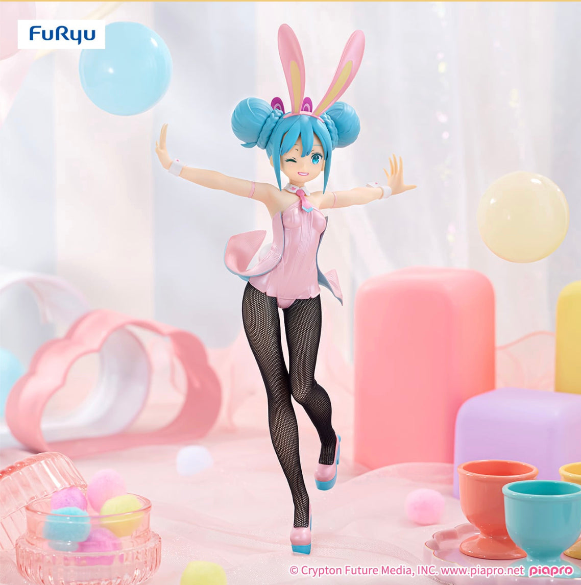 FuRyu BiCute Bunnies Figure - Hatsune Miku - Wink Pearl Pink Color
