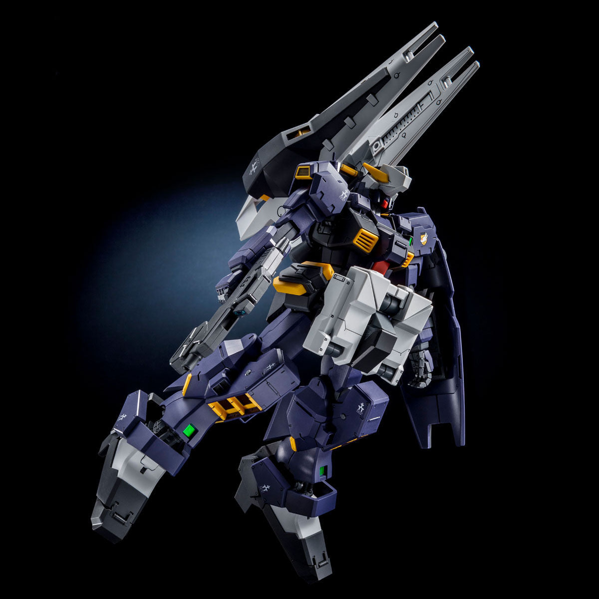 Premium Bandai Master Grade (MG) 1/100 RX-121-2A Gundam TR-1