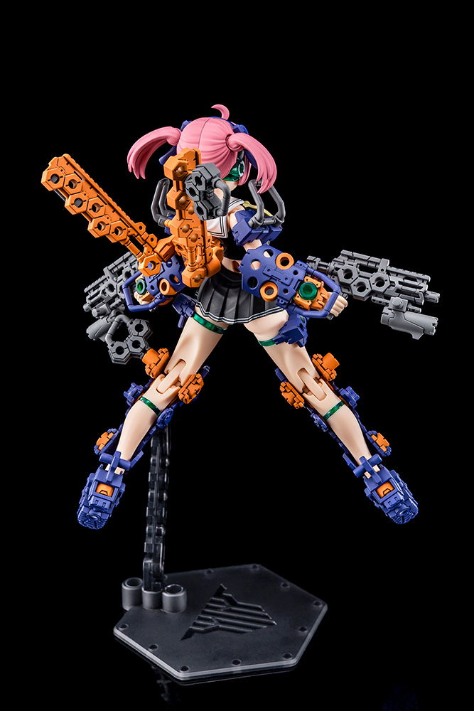 Megami Device 1/1 22.1 BUSTER DOLL GUNNER MIDNIGHT FANG