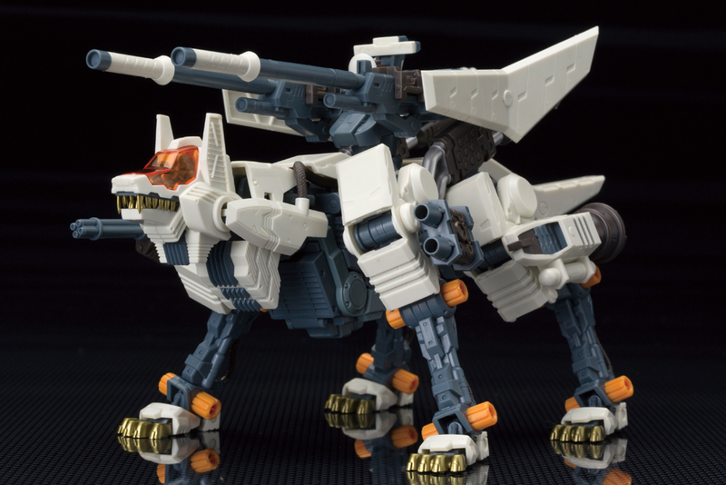 [Pre-order, ETA 2025 Q2/Q3] Highend Master Model (HMM) 1/72 Zoids: RZ-009 Command Wolf AC & LC Marking Plus Ver.