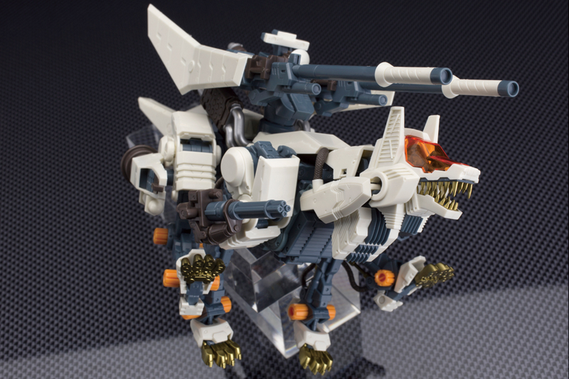 [Pre-order, ETA 2025 Q2/Q3] Highend Master Model (HMM) 1/72 Zoids: RZ-009 Command Wolf AC & LC Marking Plus Ver.