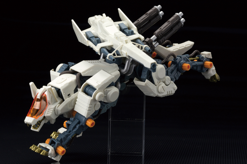 [Pre-order, ETA 2025 Q2/Q3] Highend Master Model (HMM) 1/72 Zoids: RZ-009 Command Wolf AC & LC Marking Plus Ver.
