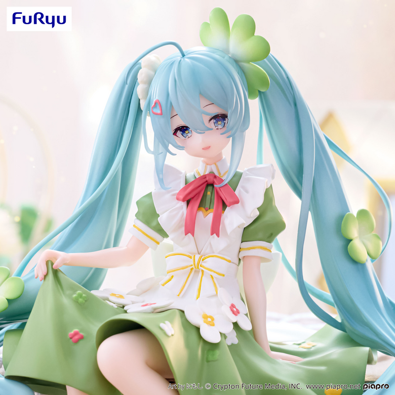 FuRyu Noodle Stopper Figure - Hatsune Miku - Flower Fairy Clover Ver.